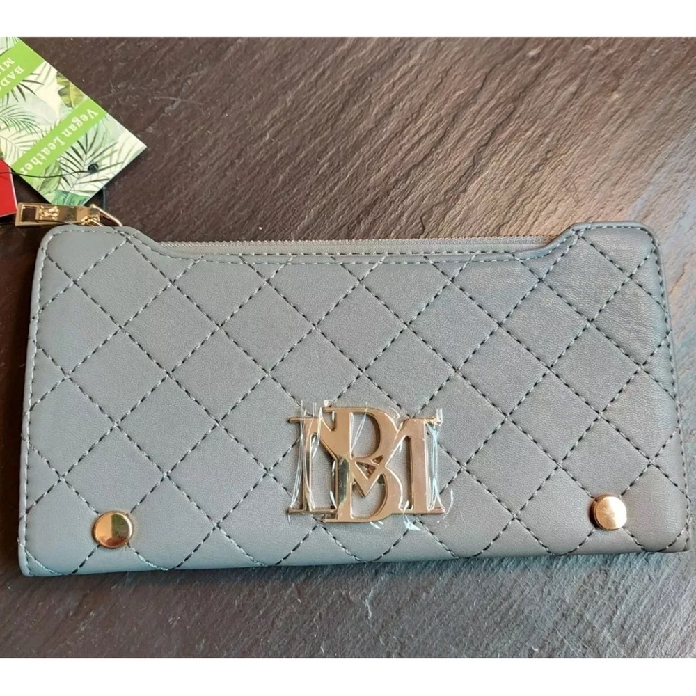 47. Badgley Mischka Crossbody Bag - Picture 1 of 11